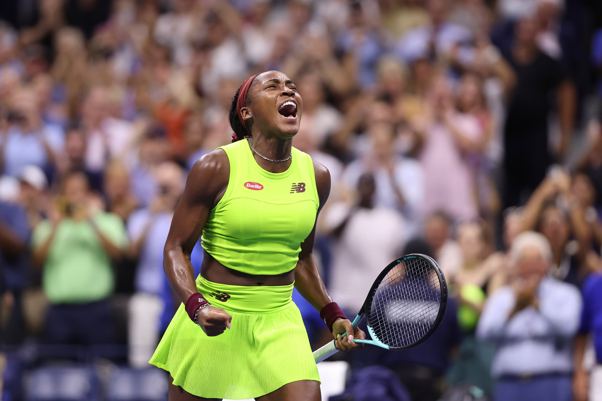 🎾法网女单第二轮:高芙直落两盘横扫瓦伦托娃,顺利晋级第三轮