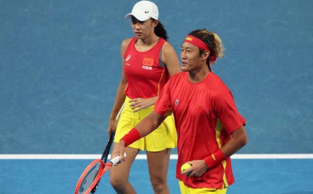 betvictor伟德官方网站-郑钦文缺席中国仍大胜巴西 张之臻新发球首秀建功