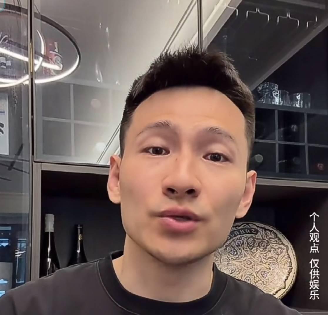 betvictor伟德官方网站-杨笑天：卡佩罗曾下放特谢拉，还说对小贝、大罗也这么干过